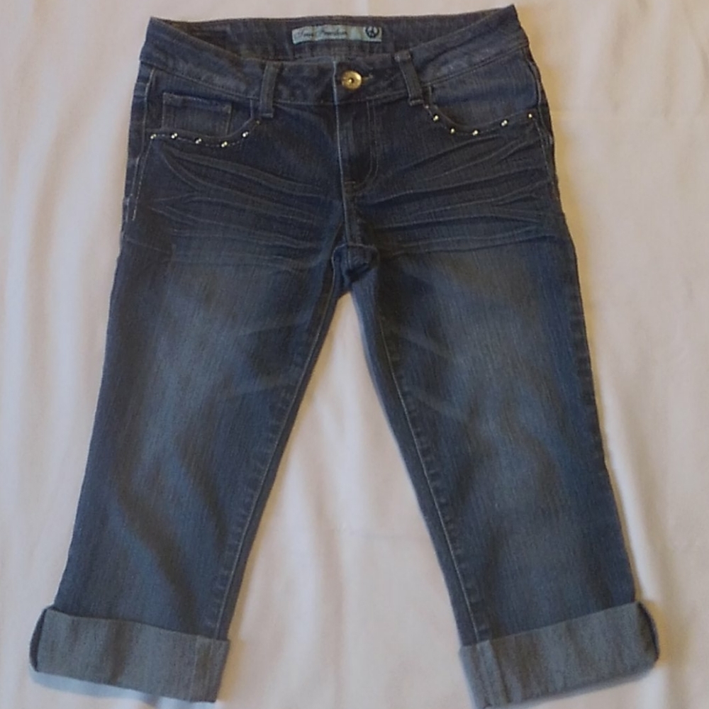 True Freedom Embellished Denim Capri 5